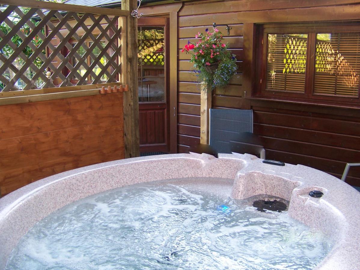 Cypress Log Guest house Godshill (Hampshire)