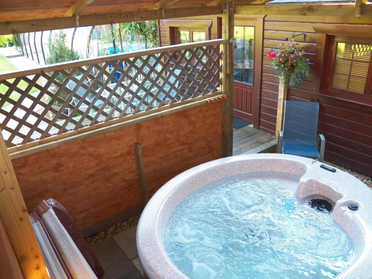 Cypress Log Guest house
